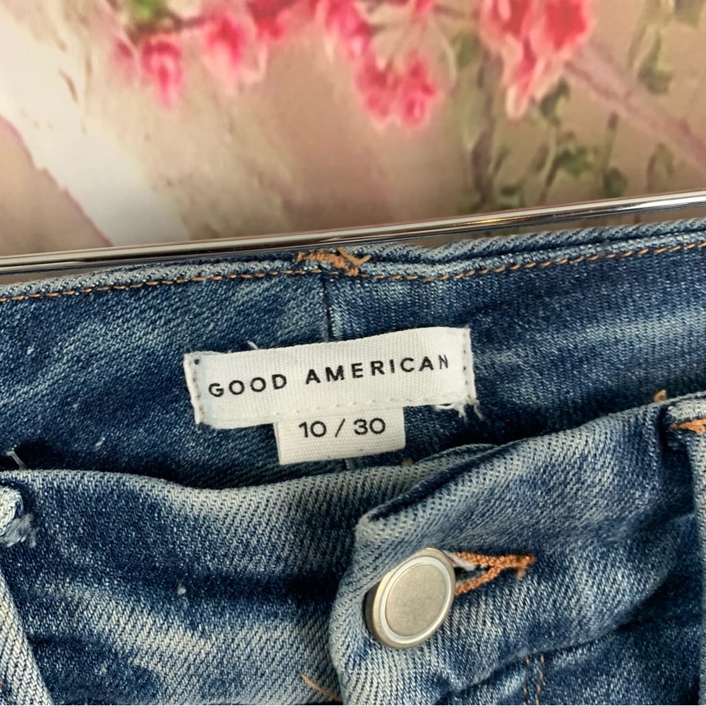 Good American Tear Down Hem Skinny Ankle Distressed Jeans - Picture 9 of 10
